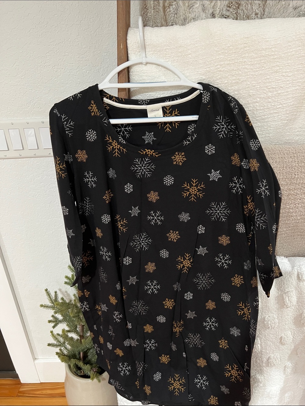 Soma Black Top with Gold & Silver Snowflake Print